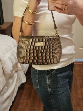 Authentic Brahmin Brown Croc Embossed Leather Shoulder Bag